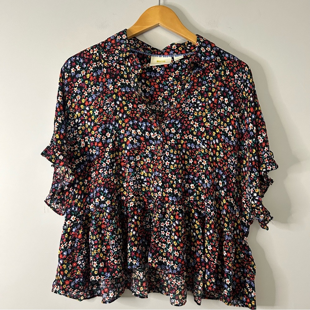 Floral Ruffle Sleeve Blouse - Picture 2 of 7